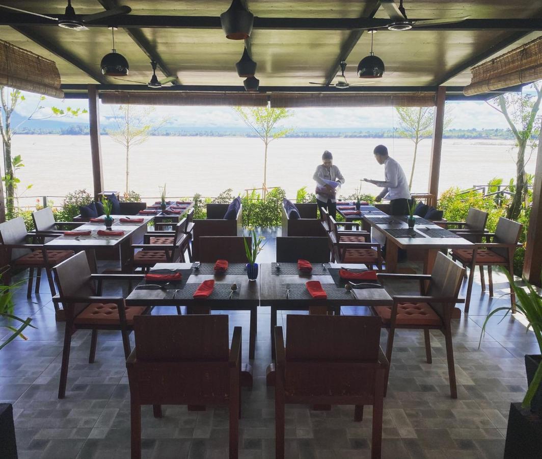 The Riviera Champasak Exterior foto