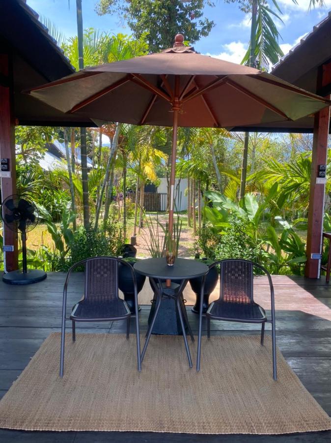 The Riviera Champasak Exterior foto