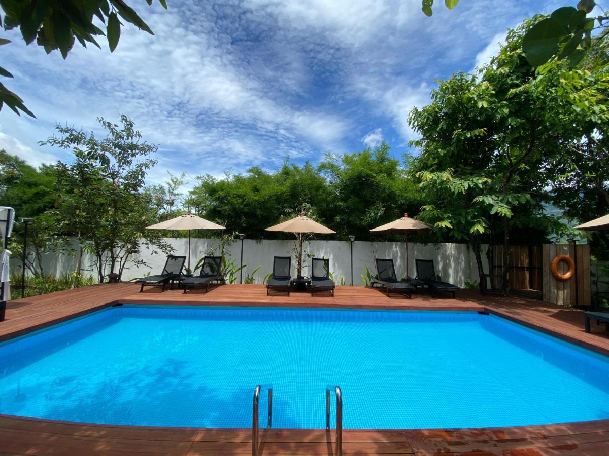 The Riviera Champasak Exterior foto