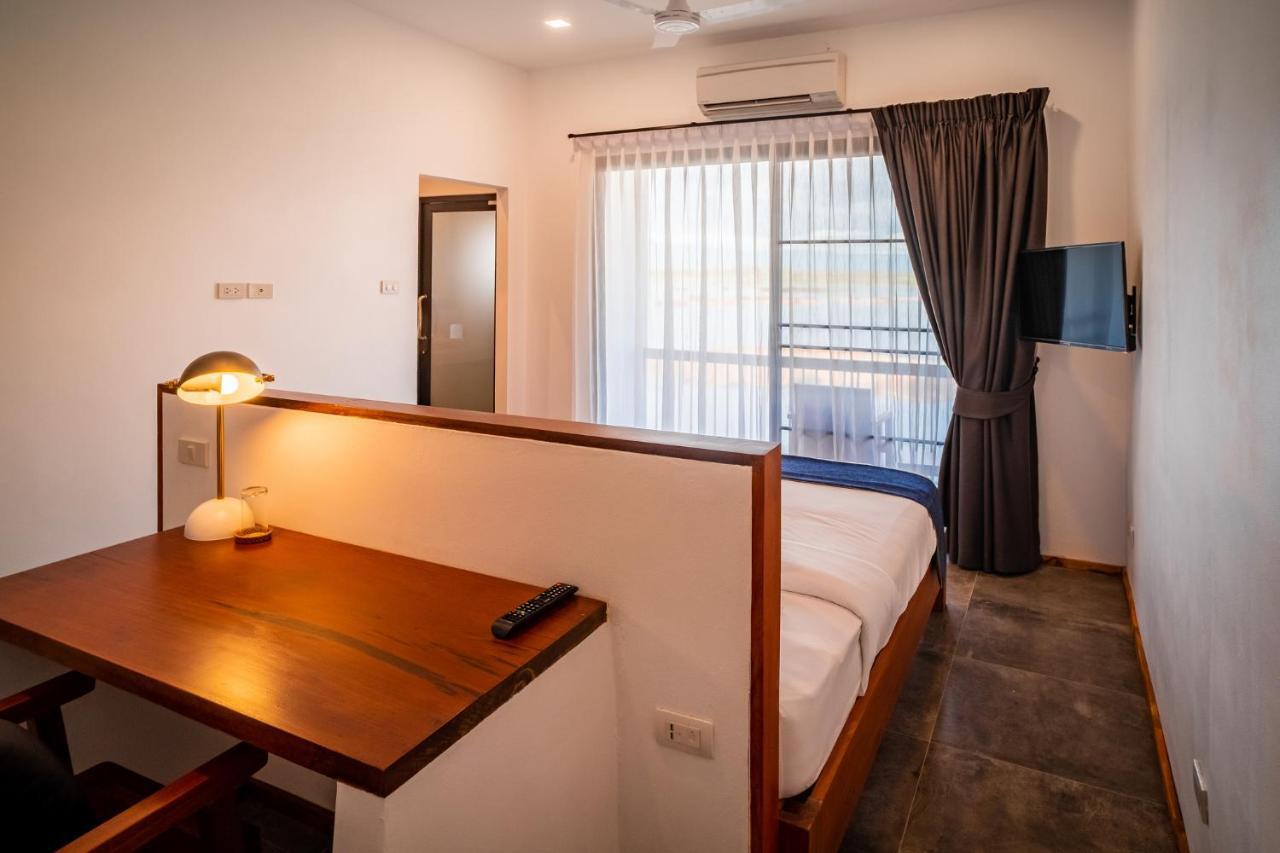 The Riviera Champasak Exterior foto